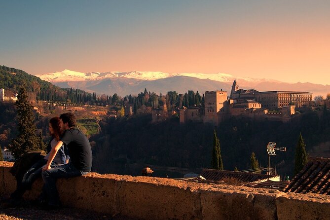 Albaicín and Sacromonte Sunset tour + Flamenco show - San Nicolás and the view across Granada
