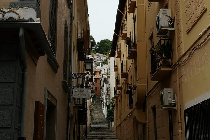 Albaicín and Sacromonte Sunset tour + Flamenco show - Practical details that matter
