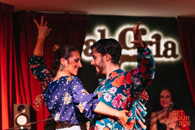 Alegria Flamenco in Malaga, with Transfer, Cocktail and Premium Location - A Central Malaga Arrival Near Pier One