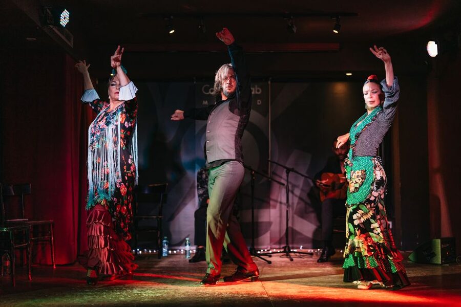 "Algarabía": Flamenco Show at Café Ziryab. Madrid - Adding tapas, wine, and sangría