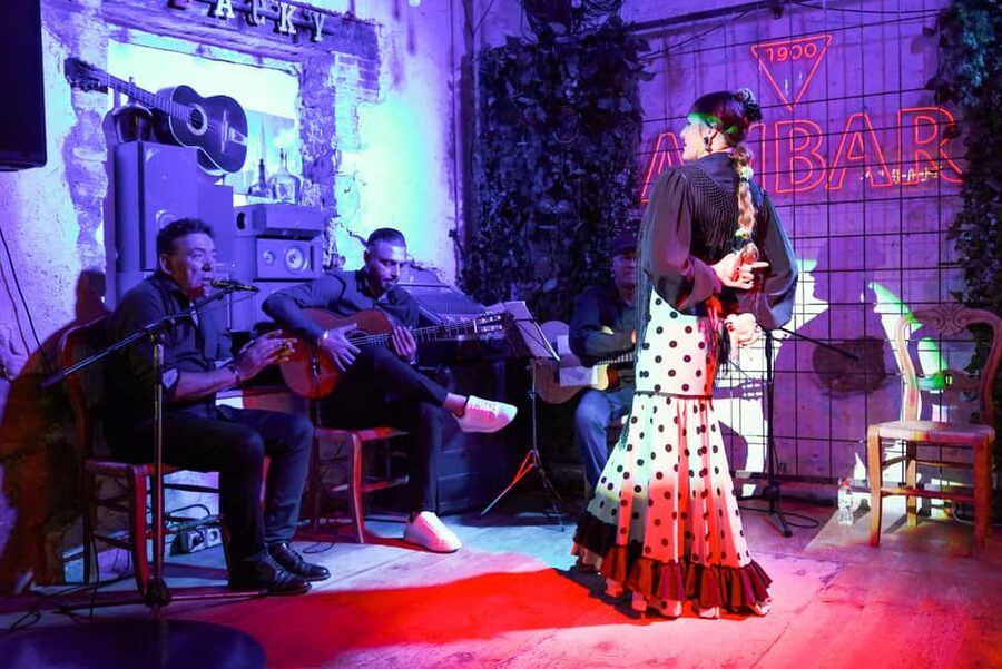 Alicante: Fusion Flamenco Show and Gastronomy at Blacky Bar - Finding Blacky Music Bar on Villavieja Street