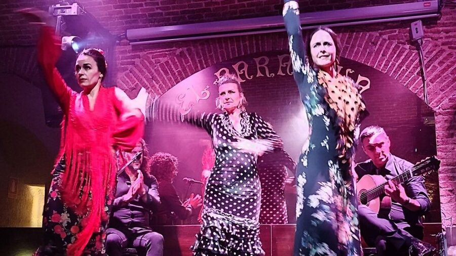 Barcelona: Exclusive Flamenco Show at El Paraigua with Drink - Key points to know before booking