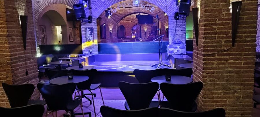 Barcelona: Exclusive Flamenco Show at El Paraigua with Drink - The dance: Alegrías, Soleares, and Tarantos