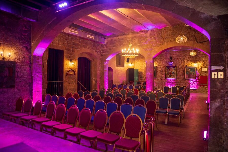 Barcelona: Flamenco Show at Palau Dalmases - Who will enjoy this flamenco performance most