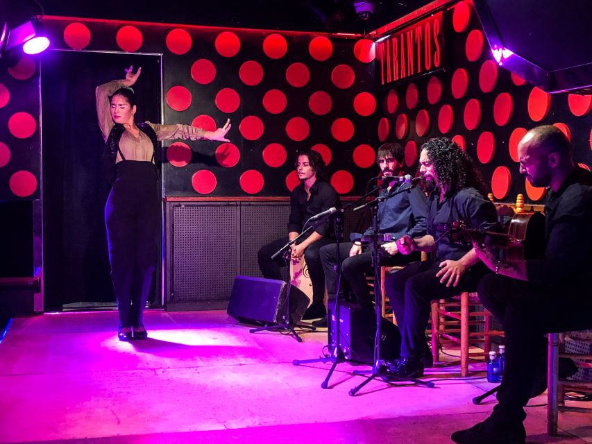 Barcelona: Gothic Quarter and Flamenco Show (Small Group) - Plaça Sant Felip Neri and the quieter side of the old city