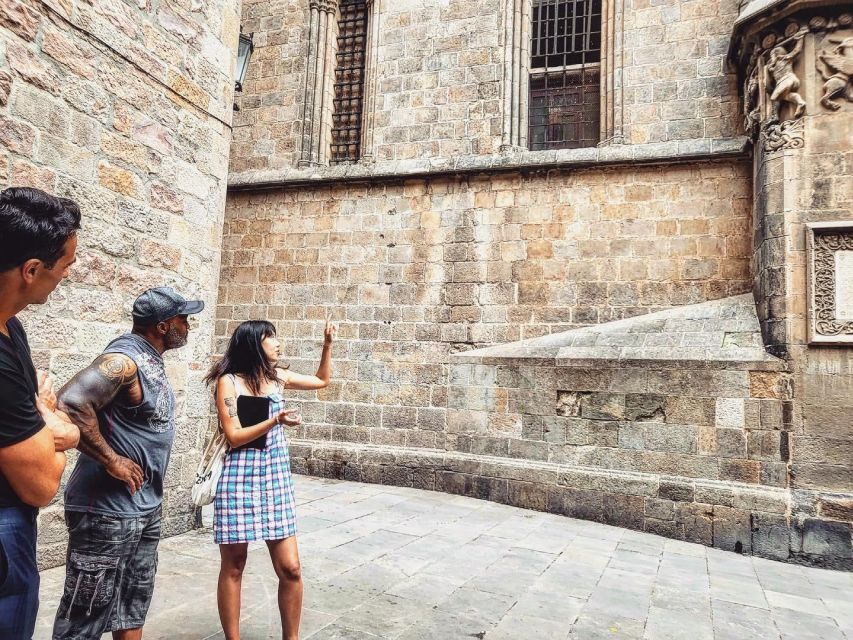 Barcelona: Gothic Quarter and Flamenco Show (Small Group) - Plaça Sant Jaume, where Barcelona’s power is centered