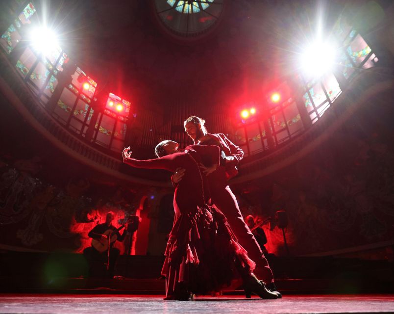 Barcelona: Guitar Trio & Dance @ Palau de la Música - Lucas Balbo and the force of live rhythm