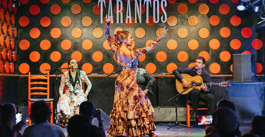 Barcelona: Los Tarantos Flamenco Show - The close-up view is the main attraction