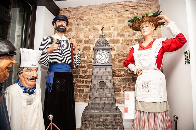 Barcelona Old Town Tour With Optional Flamenco Show - Adding the Friday or Saturday flamenco show