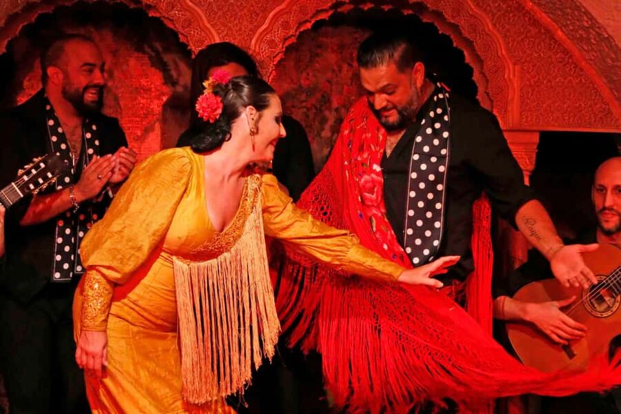 Barcelona: Tablao Flamenco Cordobes with Food/Drink Options - Why the flamenco works for first-timers