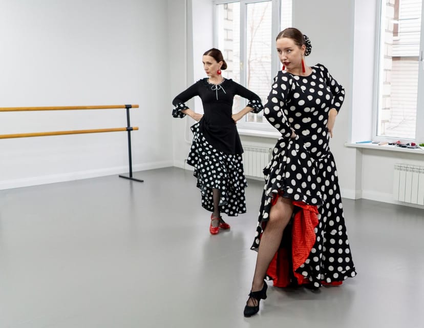 Flamenco Dance Lesson: 60-Minute Class in Seville - What you learn in the first twenty minutes