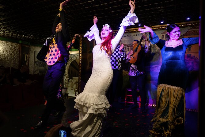Flamenco Show at Tablao Albayzín Granada - Adding drinks, tapas, or dinner