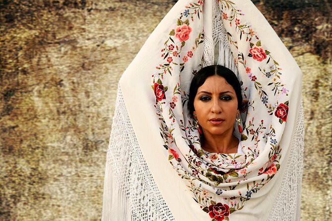 Flamenco show at the foot of the Giralda in Seville - Is $26.65 good value?