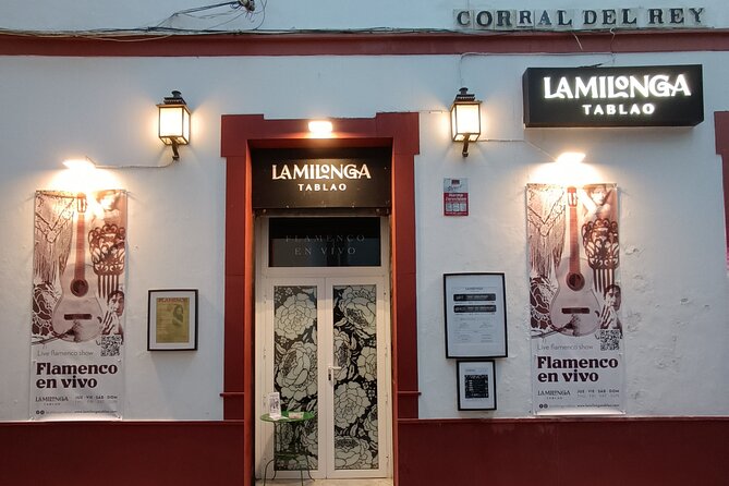 Flamenco Show in Seville at Bar and Tapas - The guitar, voice, and dancer