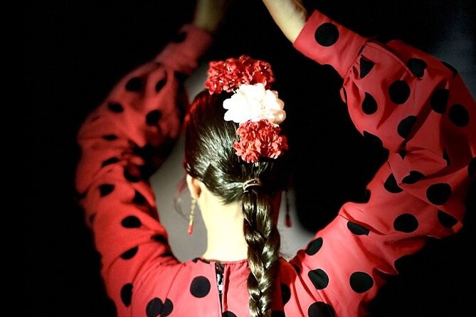 Flamenco show in the heart of Triana - What happens during the one-hour show