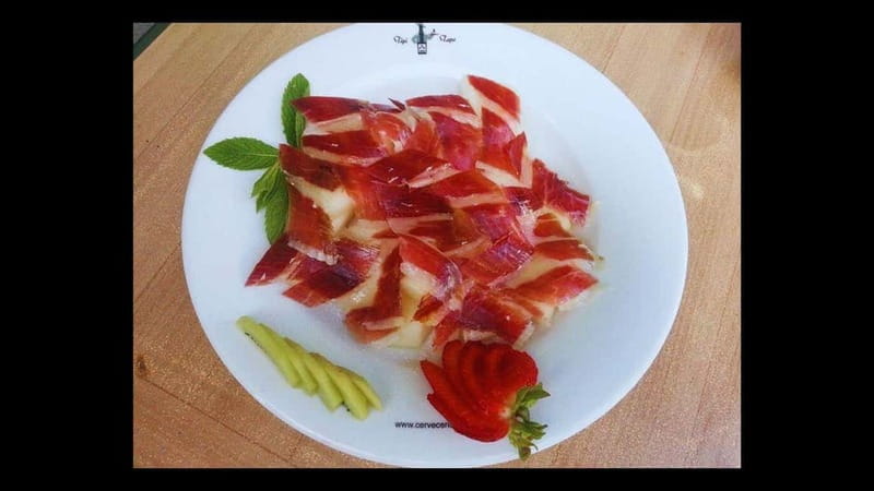 Fuengirola: Flamenco Show & Dinner at Tipi Tapa, near Mijas - Practical Planning for Fuengirola and Mijas