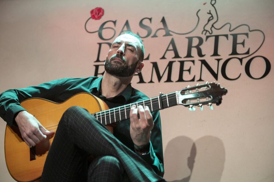 Granada: 1-Hour Traditional Flamenco Show - How to plan your evening around the show