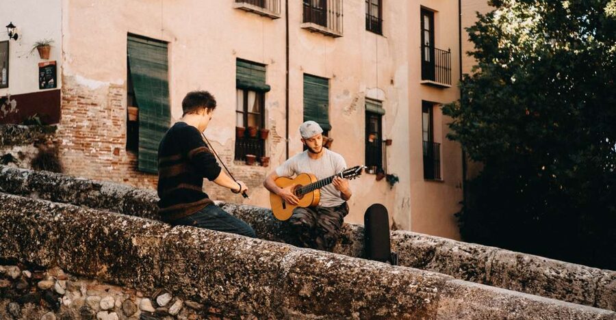 Granada: Albaicín & Sacromonte Walking Tour & Flamenco Show - Key points to know before booking
