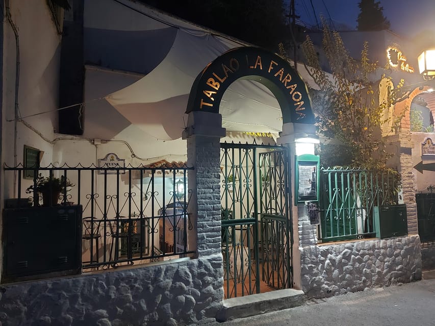 Granada: Flamenco Show in the Cave LA FARAONA - What the One-Hour Show Includes