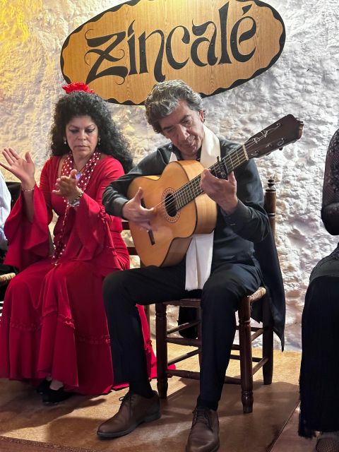 Granada: Live Flamenco Show - The close seating is both strength and weakness