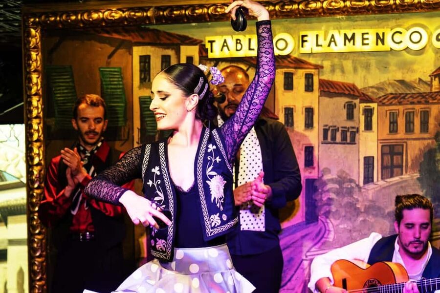 Granada: Traditional Flamenco show at Tablao Albayzín - Key points before you book