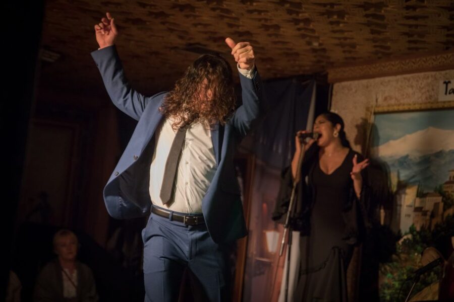 Granada: Traditional Flamenco show at Tablao Albayzín - Why the atmosphere matters