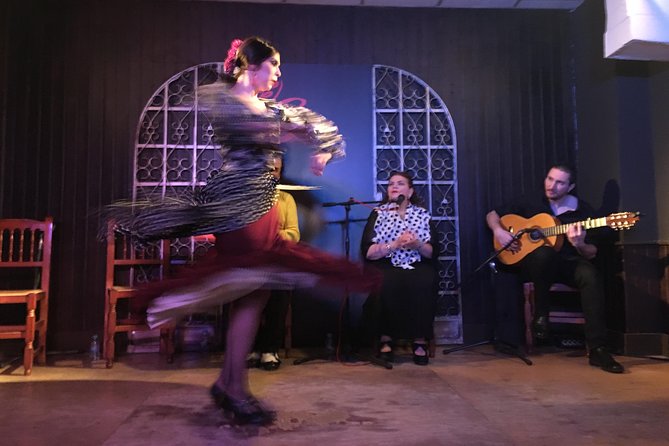 Local Flamenco Show with dinner at El Cortijo - Who will enjoy this evening most?