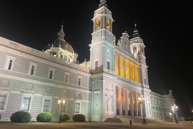 Madrid Evening Walking Tour and optional Flamenco Show - Meeting at Plaza Mayor at 6:30 pm