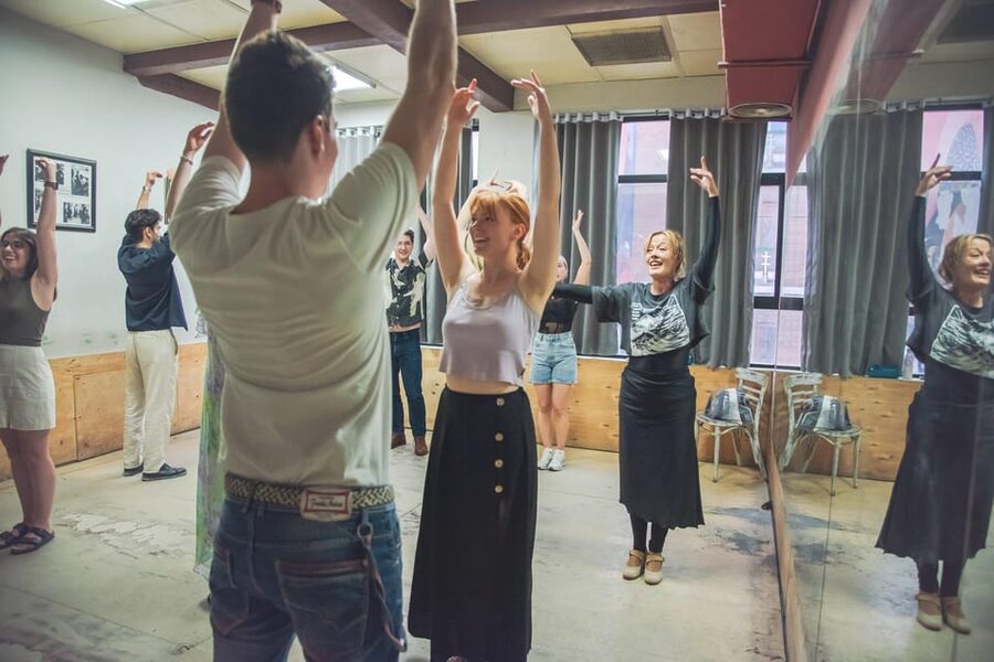 Madrid: Flamenco Class Experience - Adding a professional flamenco show