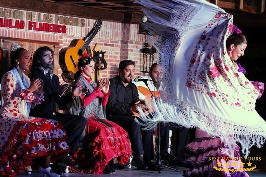 Madrid Flamenco Show and Dinner - Dinner and drinks: what the $120 price covers