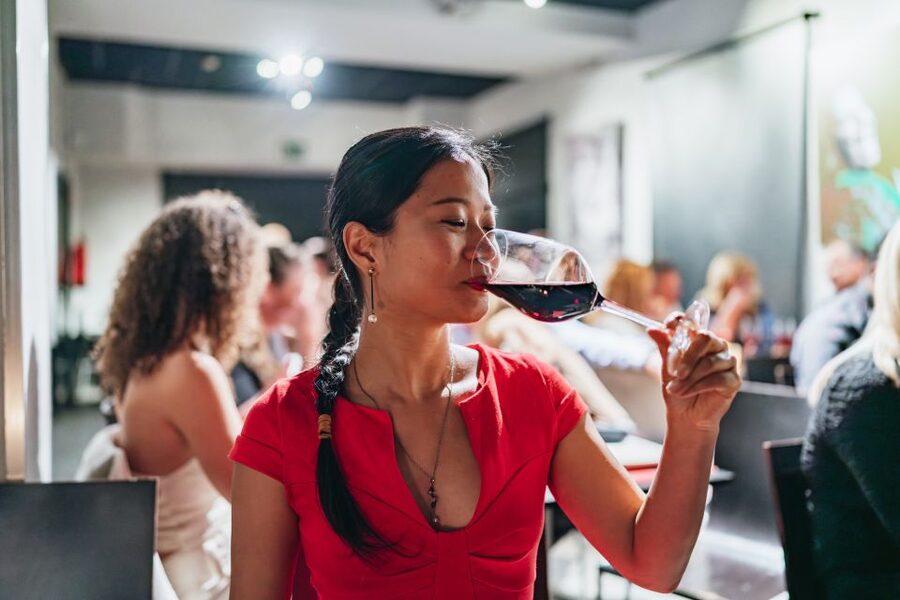 Madrid: Flamenco Show at Tablao "Las Tablas" with Drink - Wine, sangria, and the dinner option
