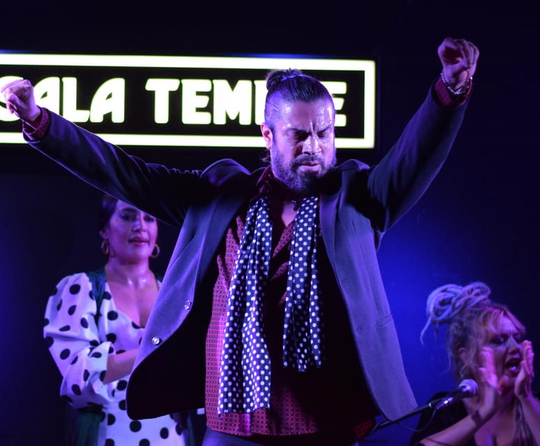 Madrid: Flamenco Show at Tablao Sala Temple with Drink - Practical booking advice