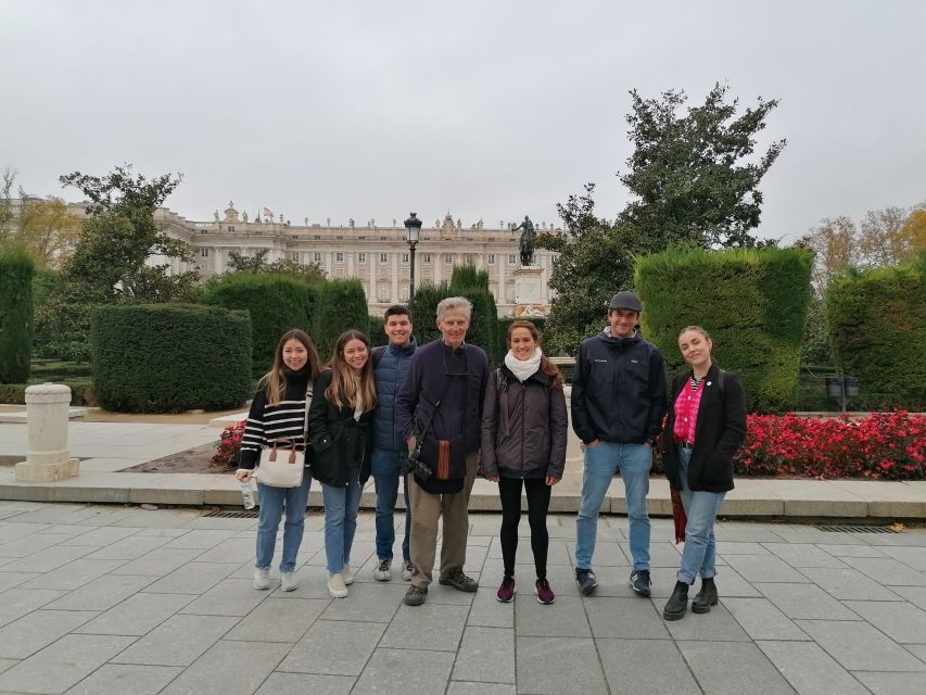 Madrid: Full-Day Private City Tour with Flamenco Show & Meal - A full day that connects Madrid’s big sights with its table
