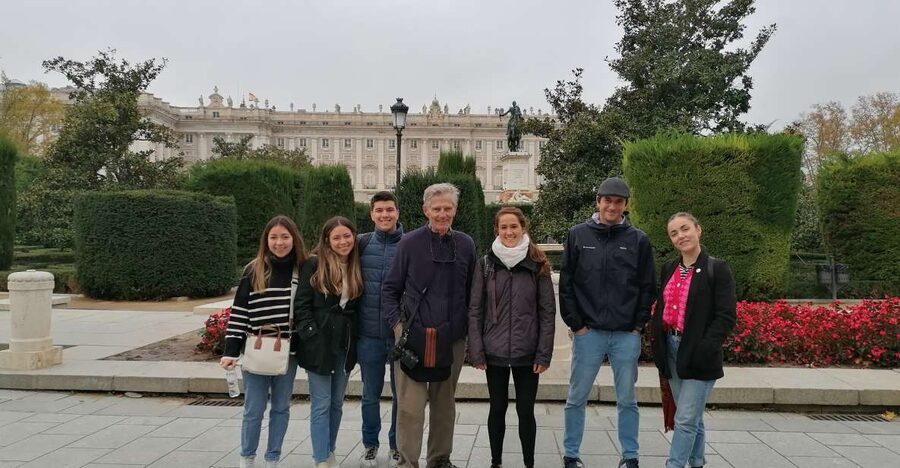 Madrid: Full-Day Private City Tour with Flamenco Show & Meal - Teatro Real and the royal quarter