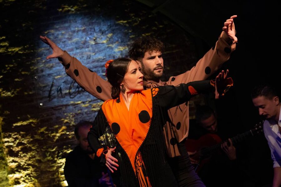 Madrid: La Cueva de Lola Flamenco Show Tickets with Drink - FAQ