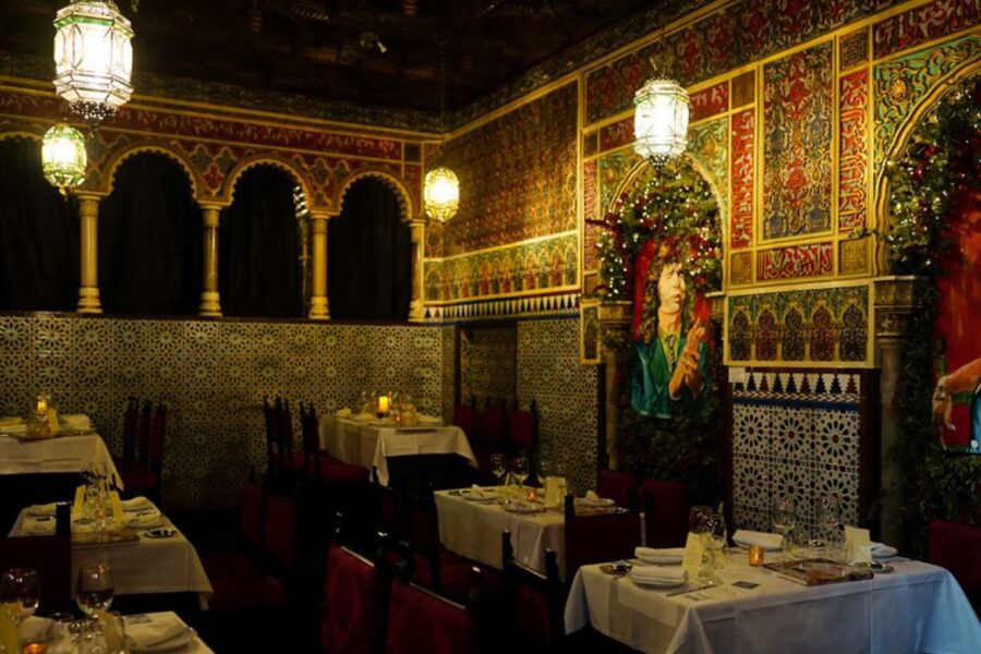 Madrid: Royal Palace Tour, Flamenco Show, & Tapas with Drink - Flamenco inside Torres Bermejas