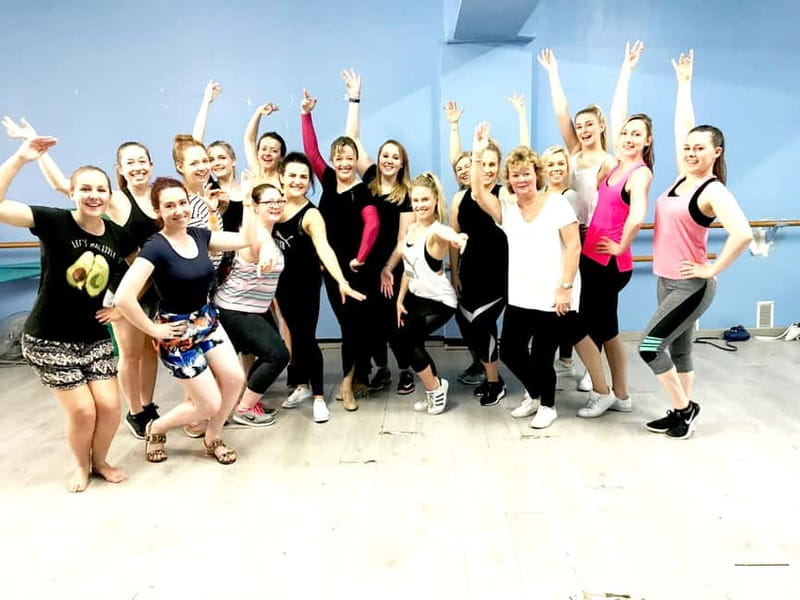 Madrid Wine Tasting, Flamenco Class and Trendy Bar