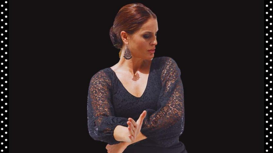 Málaga: 1-Hour Flamenco Dance Class with a Spanish Teacher - Sonia’s Teaching Style and the Pace of the Lesson