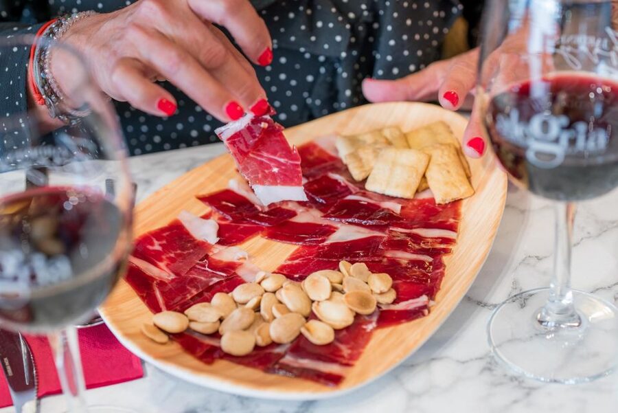 Malaga: Show and Food at Alegría Flamenco and Restaurant - How authentic does it feel?