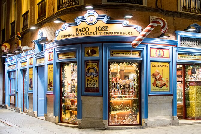 Malaga: The Ultimate Flamenco & Tapas Tour - Flamenco gives the night a clear finish
