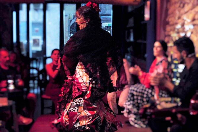 Malaga: The Ultimate Flamenco & Tapas Tour - A full dinner, not a token tasting