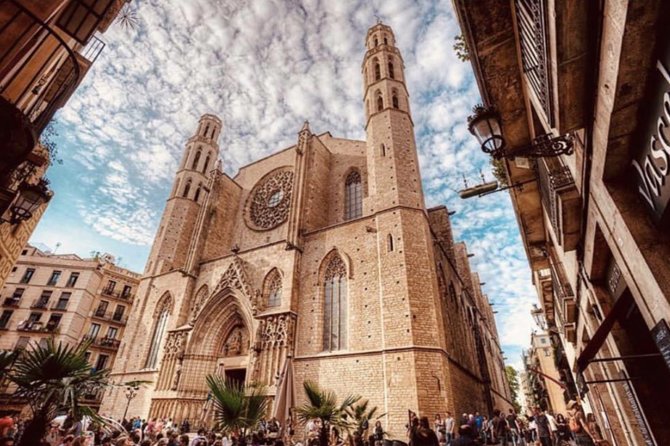 Private Barcelona Walking Tour with Flamenco Show & Tapas Dinner - Timing, walking, and practical details