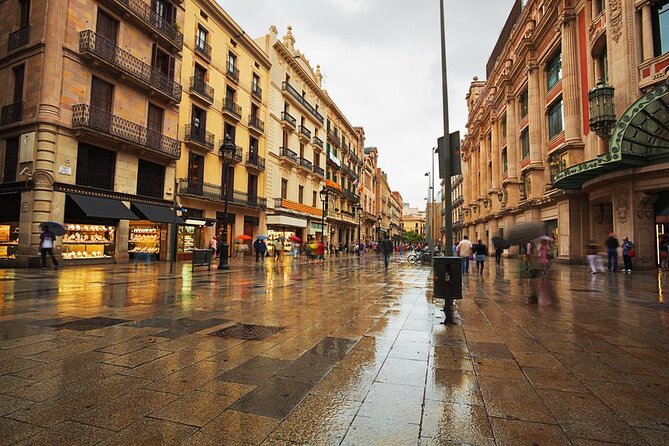Private Tour: Tapas, Wine & Flamenco Show in Barcelona’s Old Town - Key points to know before booking