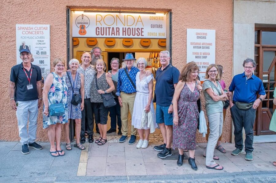 Ronda: Spanish - Classical & Flamenco - Guitar Concert - The included drink and instrument exhibition