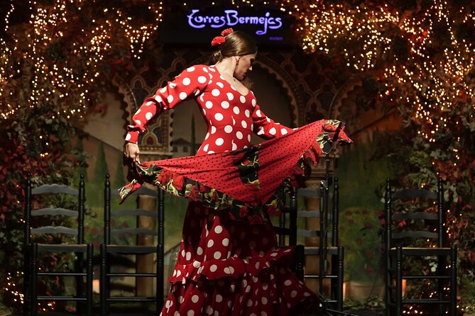Royal Palace of Madrid Guided Tour and Flamenco Show with Tapas - From royal rooms to Torres Bermejas