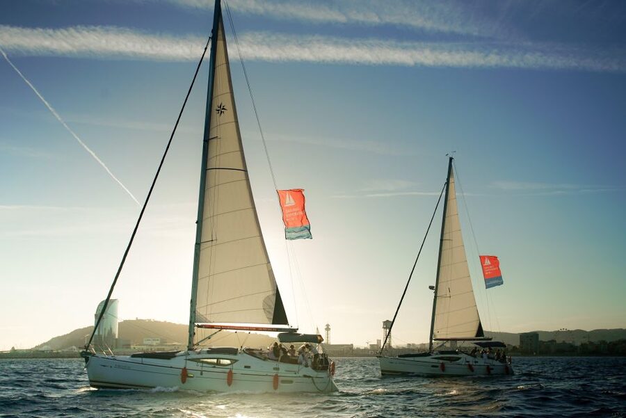 Sailing Experience & Flamenco at Palau de la Musica - Snacks, drinks, and the value of a relaxed boat trip