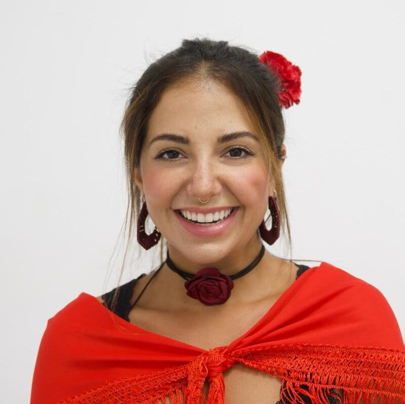 Seville: Flamenco Dance Class with Optional Costume - What happens during the hour