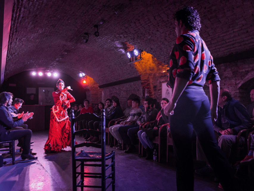 Seville: Flamenco Dreams Show with Drink in an Arabic Vault - How it compares with a larger theater