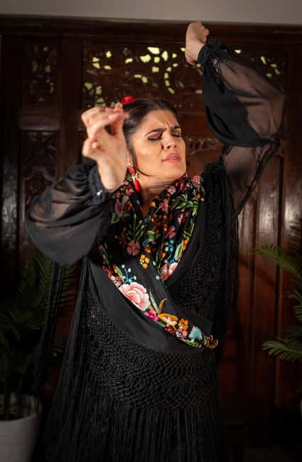 Seville: Flamenco Show at Tablao Almoraima in Triana - Key points to know before booking