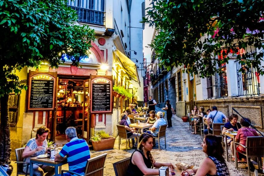 Seville: Half-Day Flamenco & Tapas Night - Who will enjoy this evening most